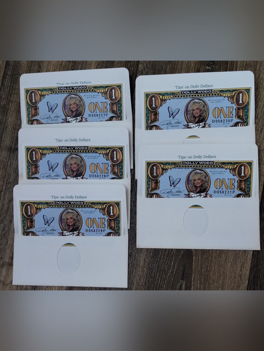 1991 (5) Dollywood Dolly Dollars Uncirculated Consecutive Serial Numbers RARE!